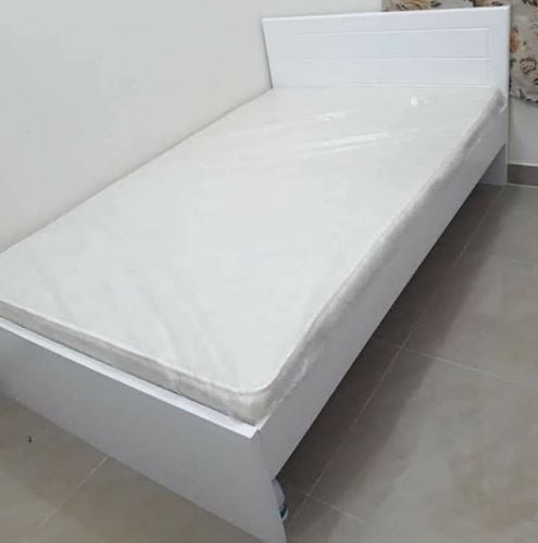 سرير خشبي ، سرير حديدي ، خزادولاب
