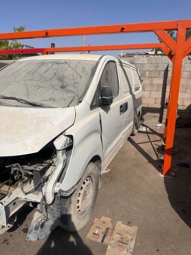 Hyundai H1 scrap