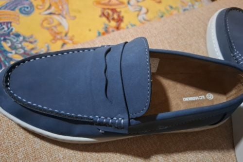 أحذية لي سي