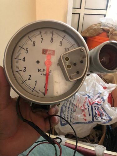 للبيع قطع غيار