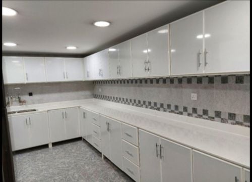 صباغ خبرة عالية فى جميع أنواع الا