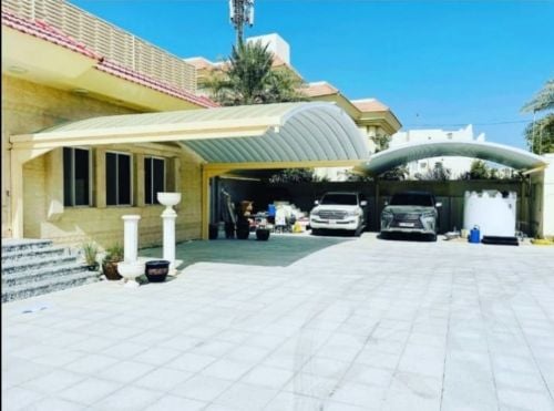 و نقوم بجميع اعمال الحدادة ترتيب وتركيب المظلات تفصيل ابواب وشبابيك حديد وطبالي وجميع اعمال الحدادة