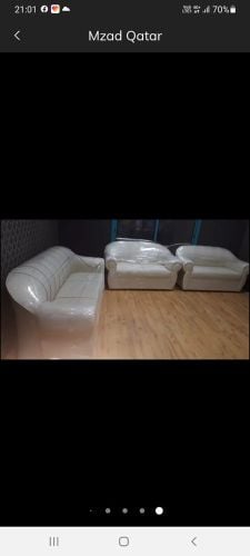 new sofa for sale QR 1000
