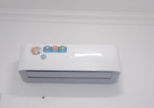 only 1500 Qr new A/c 