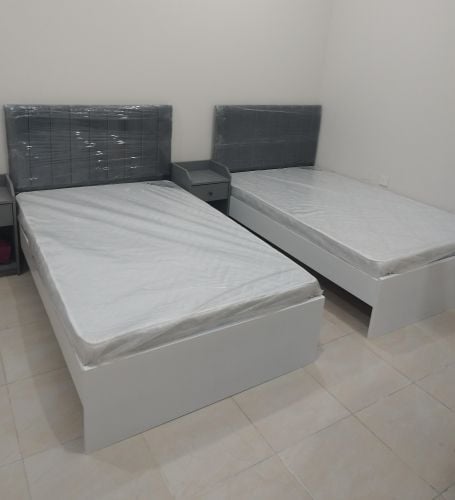 يتوفر سرير مفرد ومزدوج.