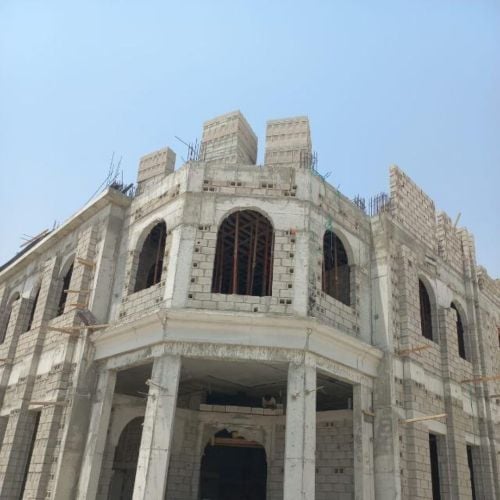 المقاول شركة اسوار المدائن