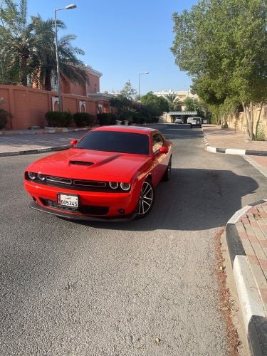 Dodge challenger 5.7 RT plus 2023 