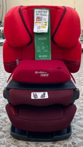 مقعد سيارة للاطفال 