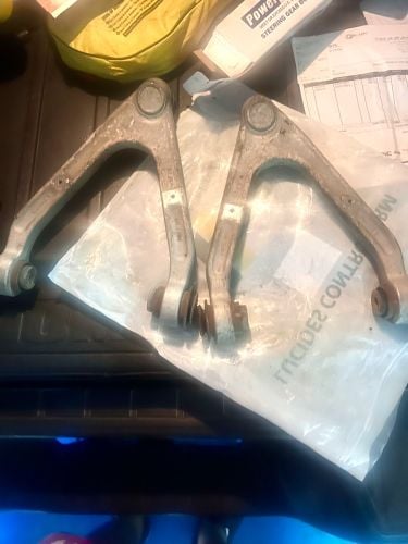 2006 H3 upper Arms 
