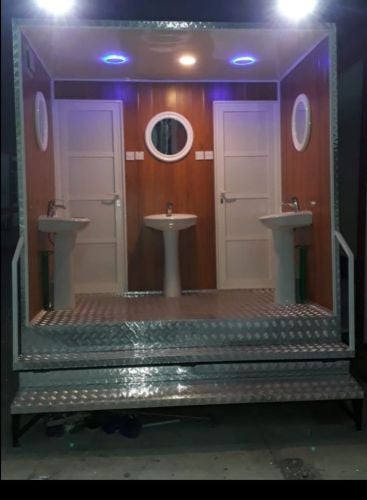 Caravan toilet