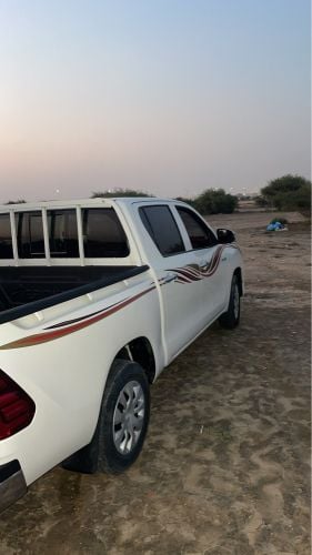 سياره بيكب نقل اثاث او مواد 