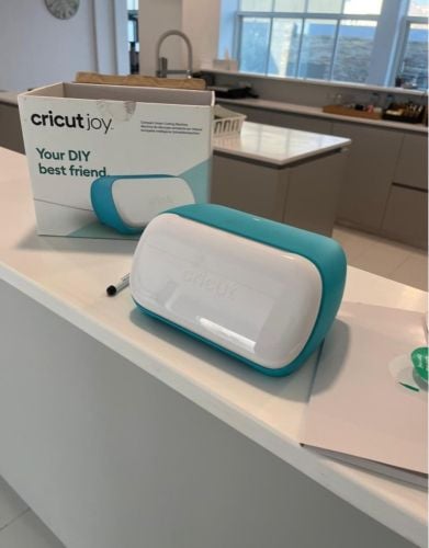 طابعه قص كيريكت جوي