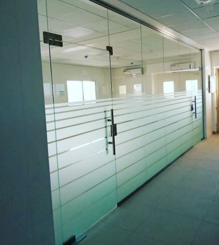 وبركاته نحن فنيون نقوم بتصنيع و ت