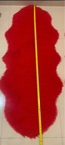 جلد خاروف طبيعي لون احمر للبيع 