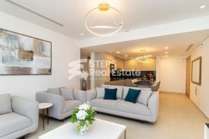 شقة مع شرفة للإيجار في اللؤلؤة