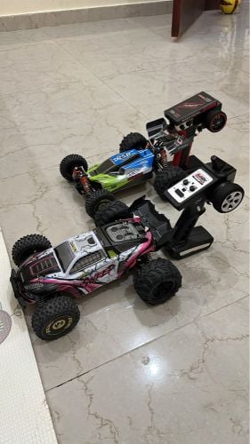 للبيع سيارتين كهرباء 