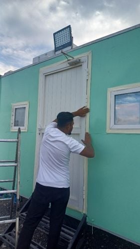 صباغ خبرة عالية فى جميع أنواع الا