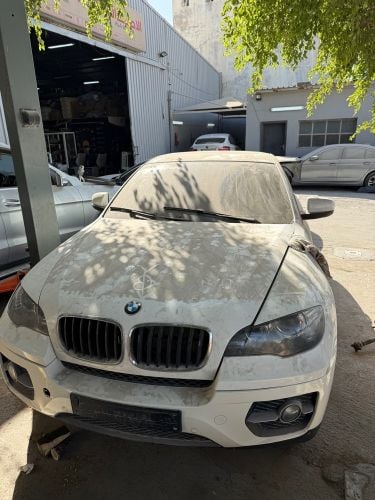 BMW X6 scrab and spare parts