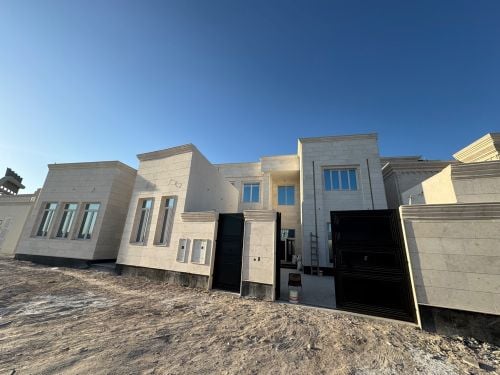 للبيع فيلا بالخيسة ٩٥٠ تشطيب خاص