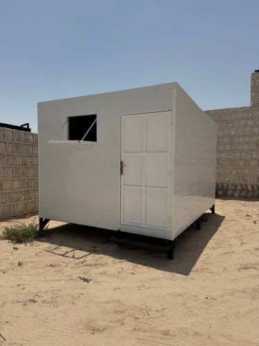 cabin toilet kitchen available