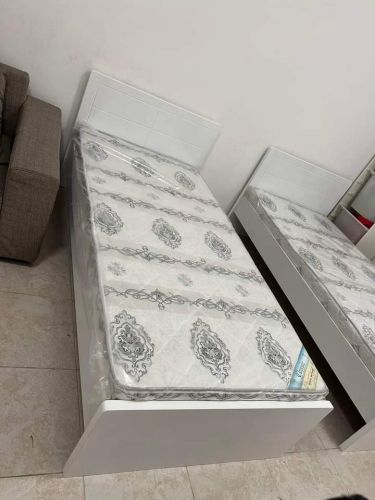 90*190 single bed available