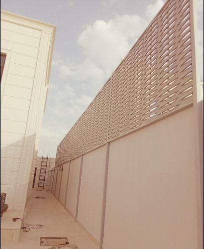 متخصصون في جميع انواع سواتر (يو ب