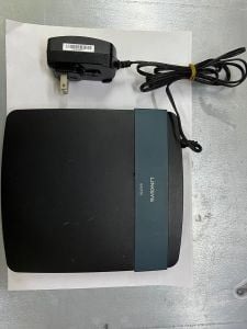 Linksys EA2700 Router