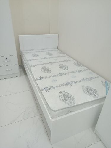 Bed + cabinet for sale 50570603