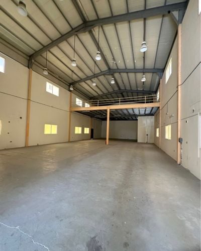  Aluminium Workshop & Store 