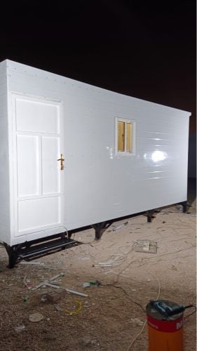 cabin kitchen toilet