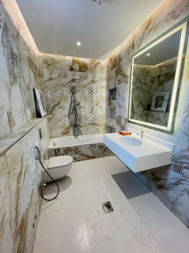 Bathroom Design Making.