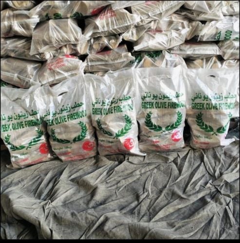 حطب زيتون وقرض وفحم