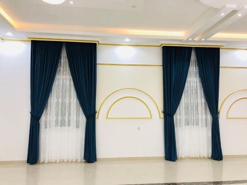 Curtains and Carpet and blinds