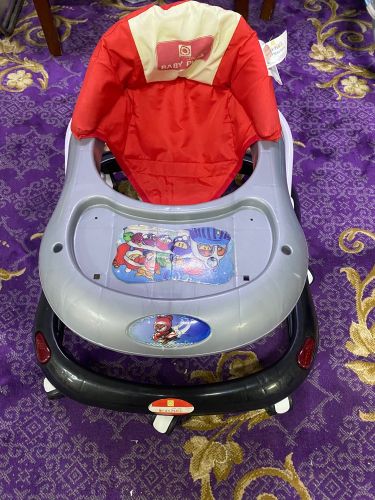 مشاية اطفال