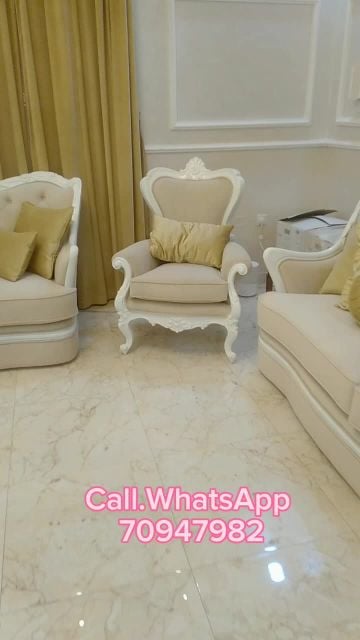تغيير قماش الأريكة والطلاء