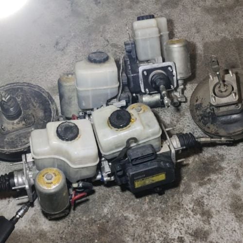   للبيع اي بي اس بريكات لج