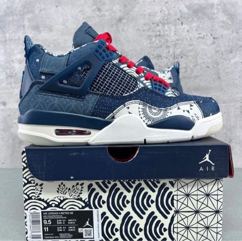 Jordan 4 “Deep Ocean”