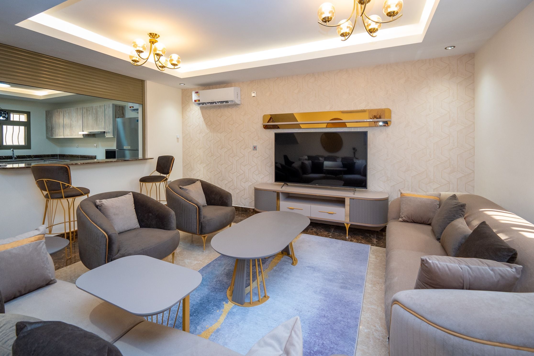 روهاس خيالي من 6 غرف