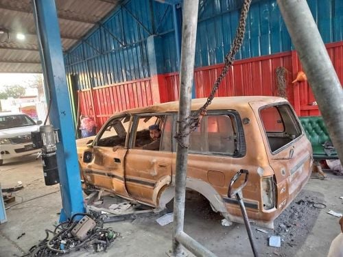 قطع غيار لاندكروزر