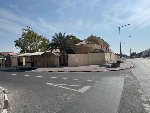 للبيع فيلا في المره الشرقيه 