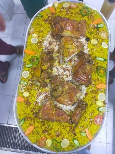 سواقين- مقهويين - طباخين