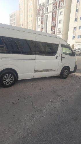 باص لتوصيل