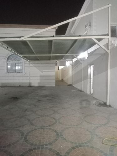 موقف سيارة6