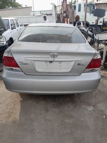 كامري قطع غيار فقط للبيع