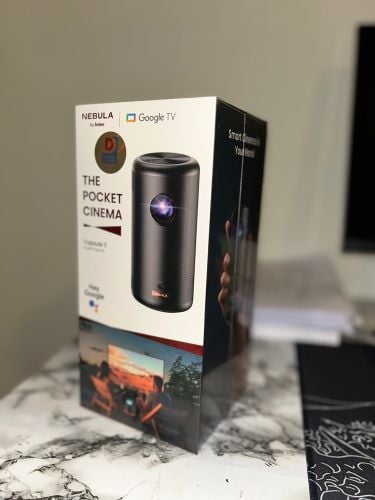 Pocket Cinema (Capsule 3): Anker