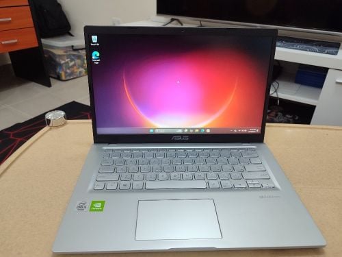 لابتوب ايسوس