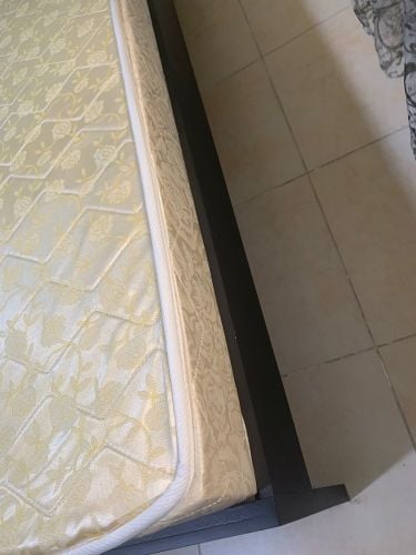 سرير مفرد ونص خشب اسود 