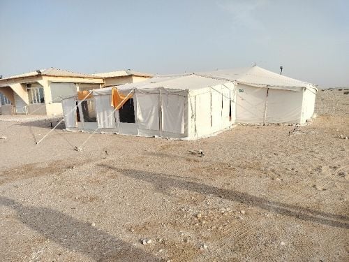 فك و بناء الخيام وبيوت الشعر
