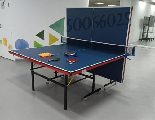 طاولة التنس