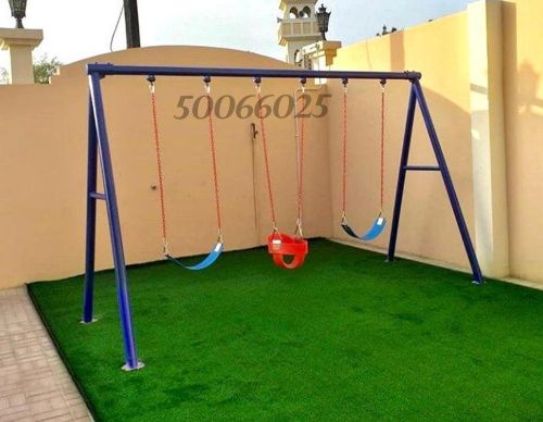 مراجيح الاطفال.